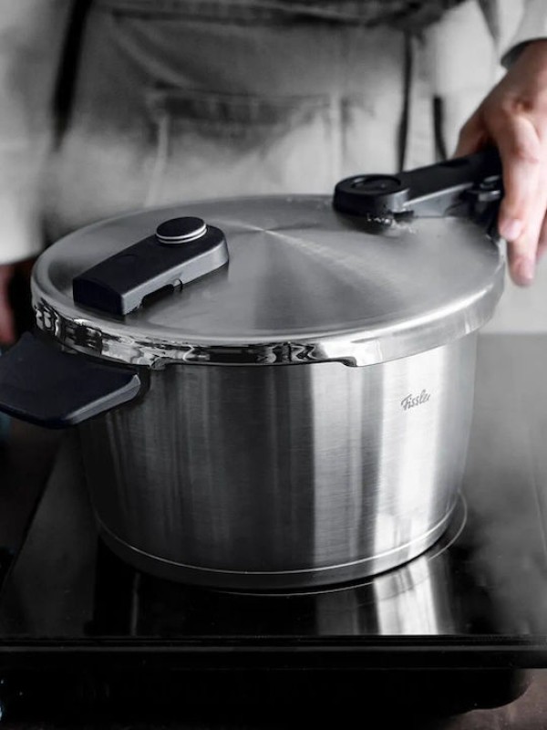 Fissler Vitaquick Premium 60241004000 Χύτρα Ταχύτητας 4.5lt Fissler Vitaquick Premium 60241004000 Χύτρα Ταχύτητας 4.5lt