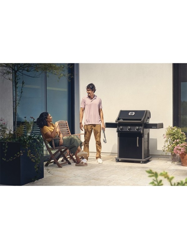  Napoleon Rogue 425 Ψησταριά Υγραερίου Μαντεμένιας Σχάρας 60x46εκ. με 3 Εστίες 14.25kW 